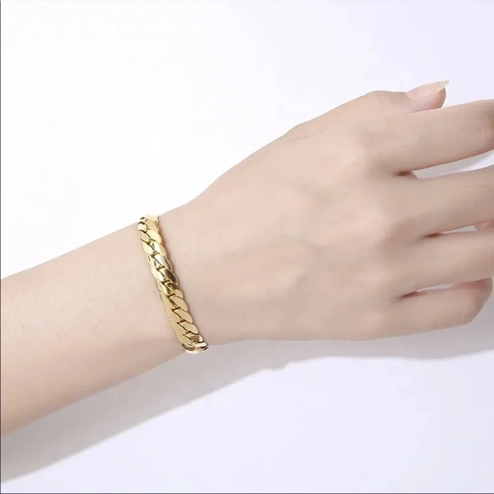 14K gold plated flat snake chunky bracelet 7 inches hypoallergenic tarnish free